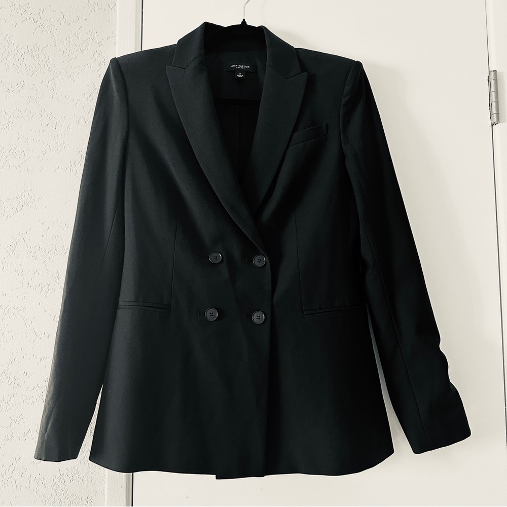 Ann Taylor Double Breasted Tuxedo Blazer Size 2 Black